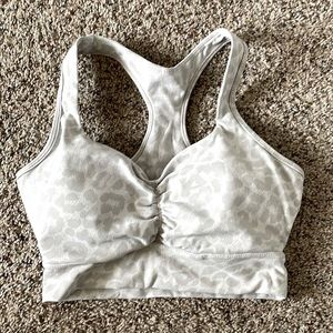 Women’s sports bra
